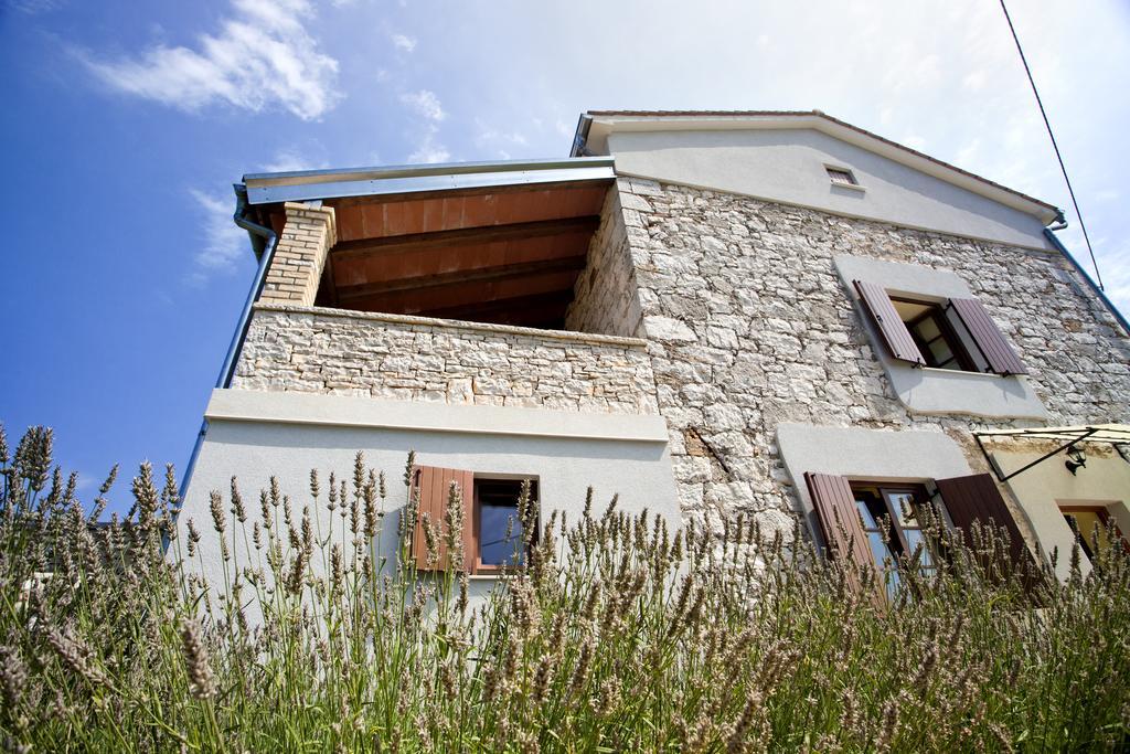 Holiday Home Stancija Becic Mugeba Luaran gambar